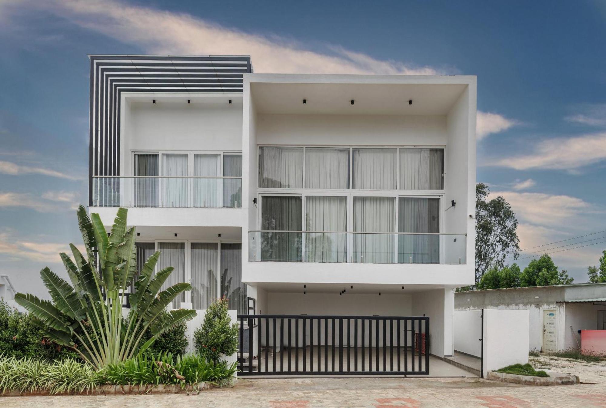 Celestial Sapphire Villa Pvt Pool Veg Food 4Bhk Dod Ballapur Экстерьер фото